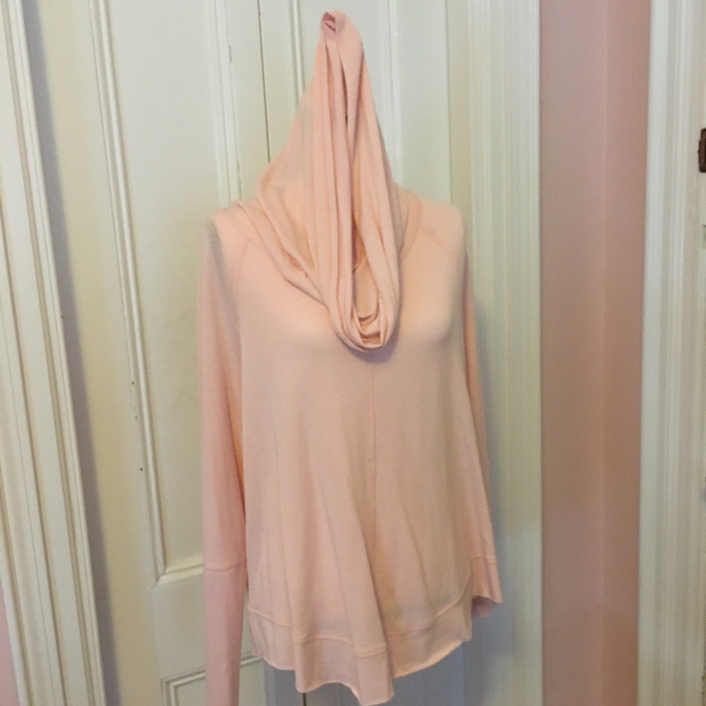 Soft pink tunic never worn no tags